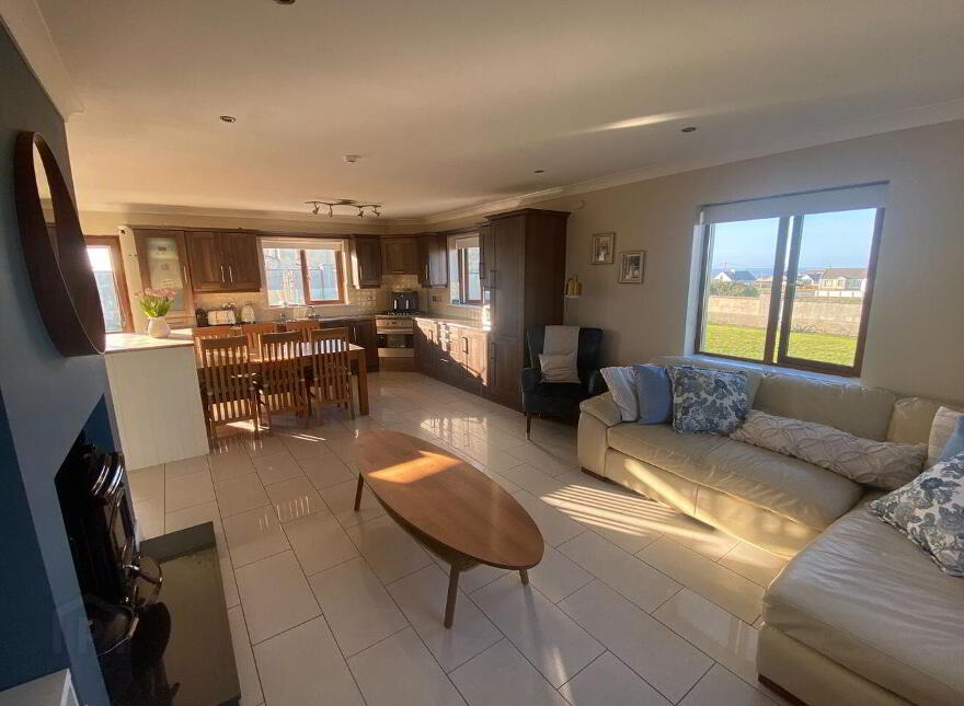 C70 Cahermore Holiday Village, Enniscrone, F26P865
