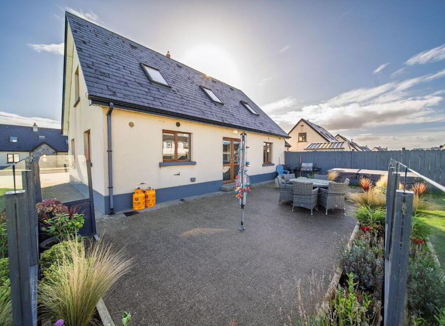 C70 Cahermore Holiday Village, Enniscrone, F26P865