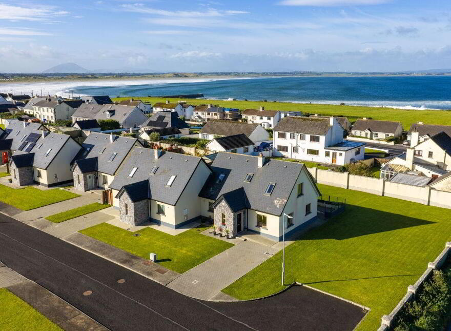 C70 Cahermore Holiday Village, Enniscrone, F26P865