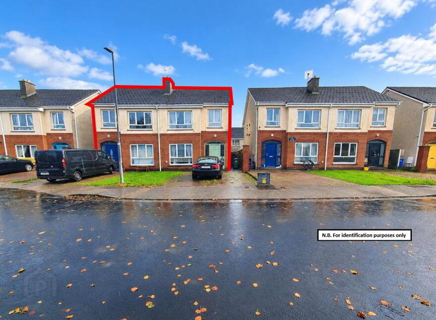 11 And 12 Lenabeg, Ennis, V95N8P6