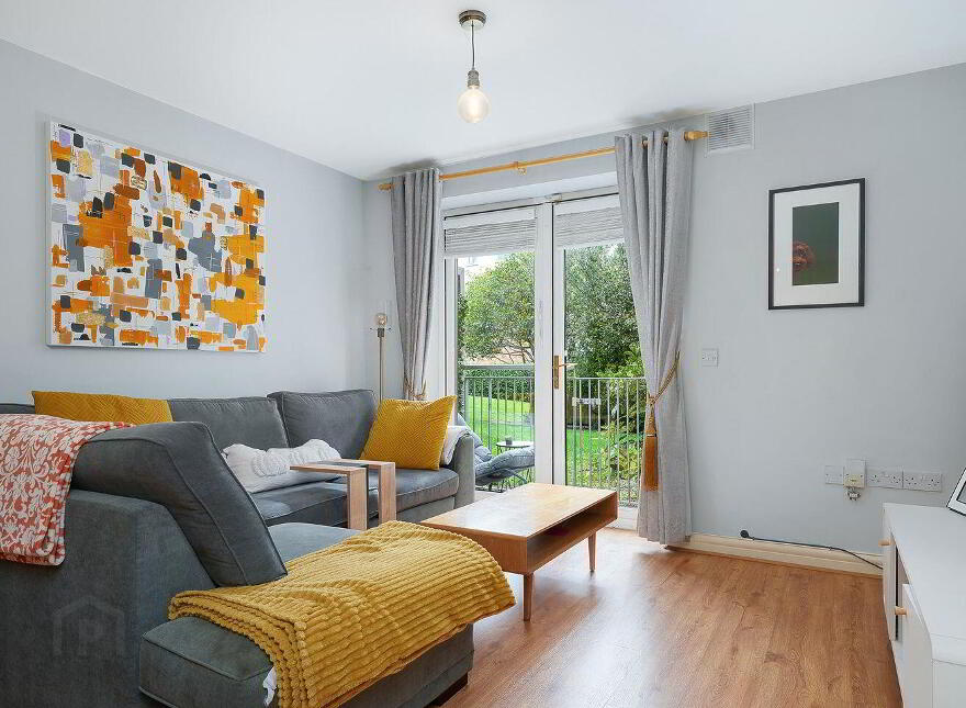 34 Eaton Terrace, Rathcoole
