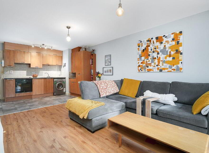 34 Eaton Terrace, Rathcoole
