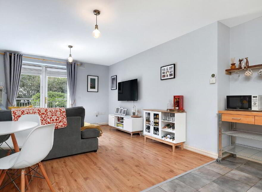 34 Eaton Terrace, Rathcoole