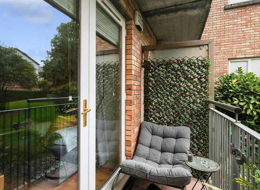34 Eaton Terrace, Rathcoole