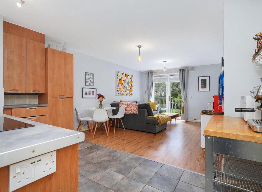 34 Eaton Terrace, Rathcoole