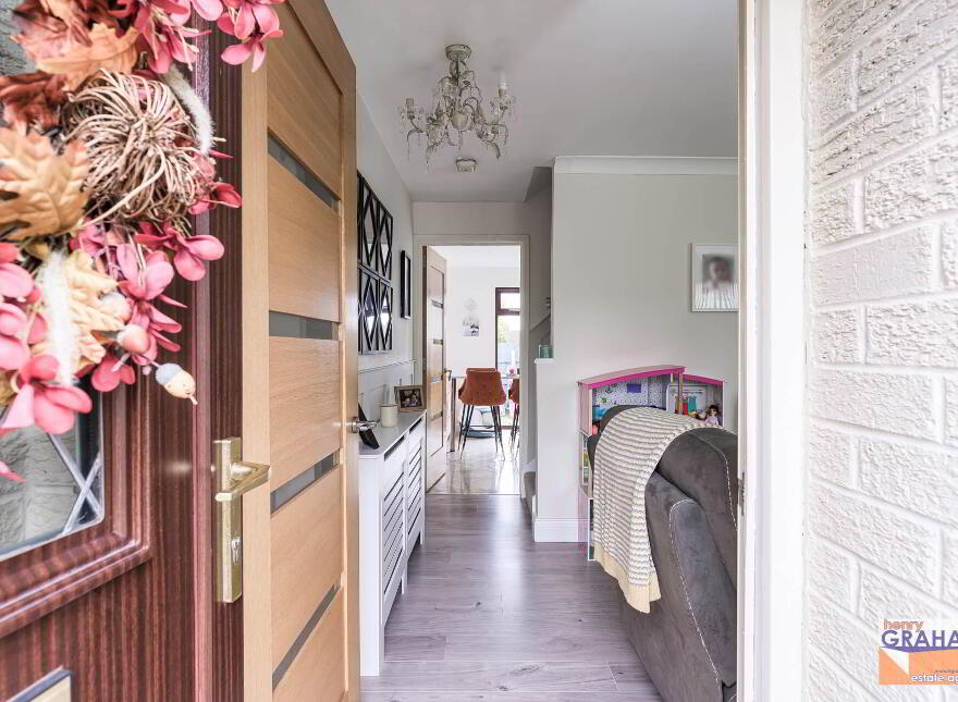 7 Rathvarna Close, Lisburn, BT28 2UY