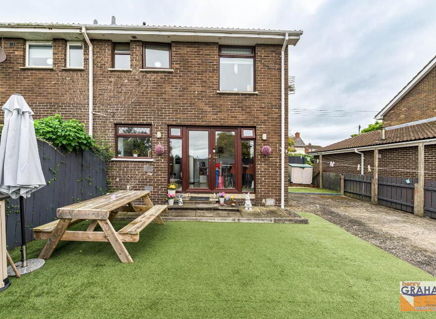 7 Rathvarna Close, Lisburn, BT28 2UY