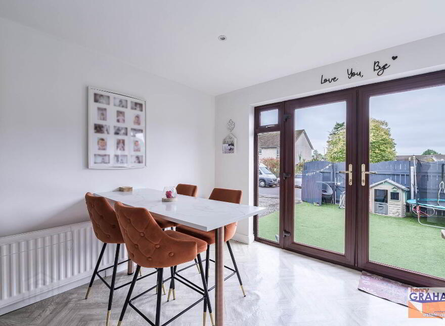 7 Rathvarna Close, Lisburn, BT28 2UY