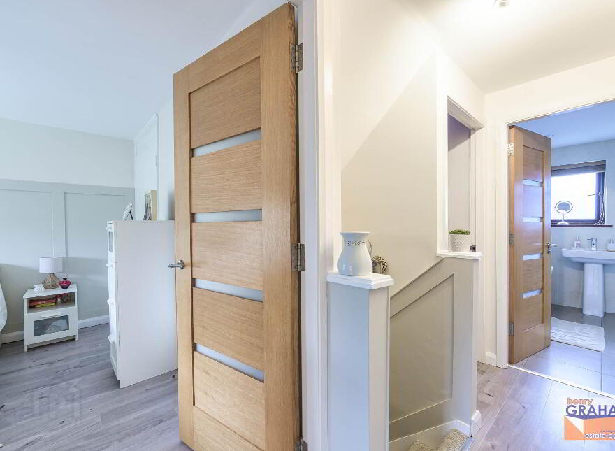 7 Rathvarna Close, Lisburn, BT28 2UY