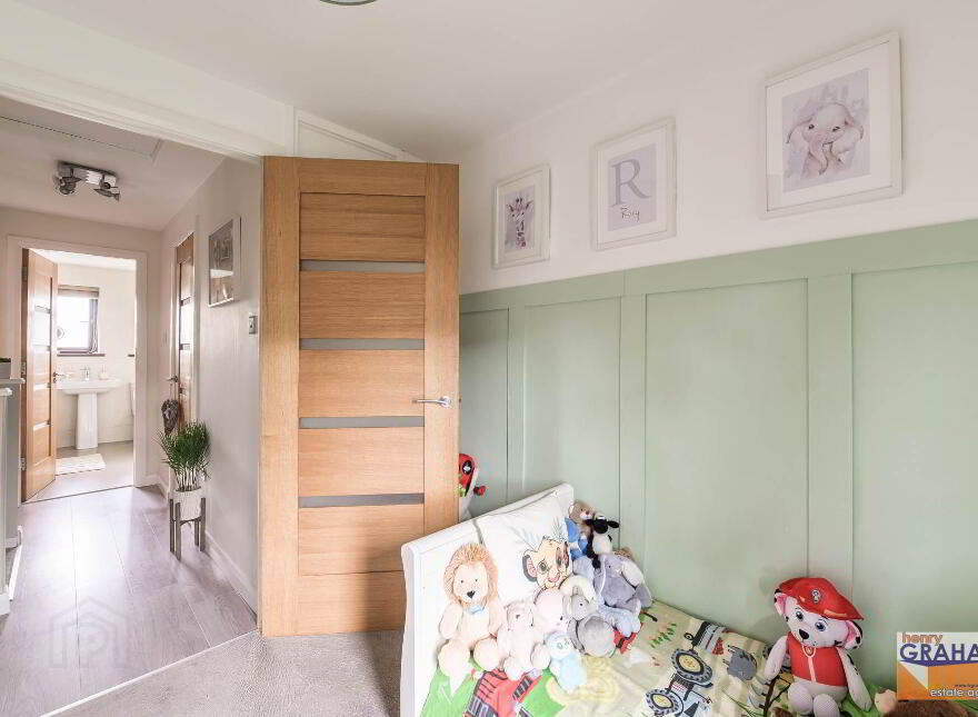 7 Rathvarna Close, Lisburn, BT28 2UY