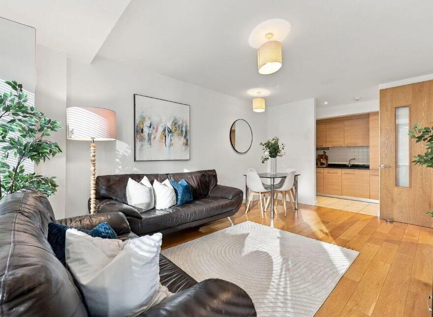 82 Hanover Dock, Grand Canal Dock, Dublin 2, D02YX52