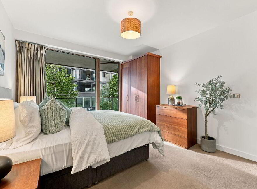 82 Hanover Dock, Grand Canal Dock, Dublin 2, D02YX52