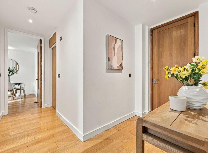 82 Hanover Dock, Grand Canal Dock, Dublin 2, D02YX52
