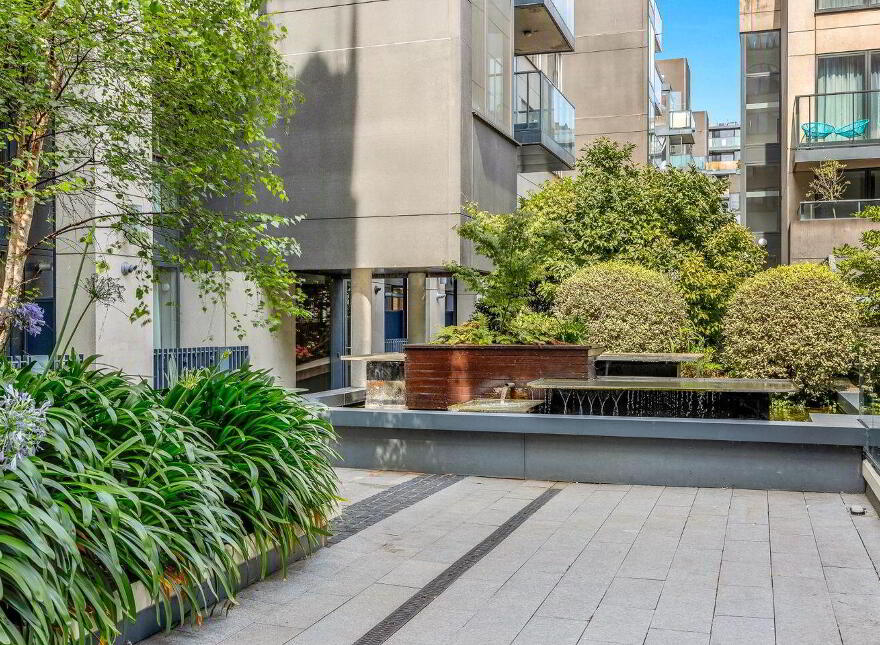 82 Hanover Dock, Grand Canal Dock, Dublin 2, D02YX52