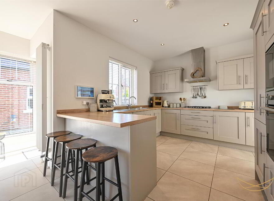 10 Temple Hall, Templepatrick, BT39 0FH