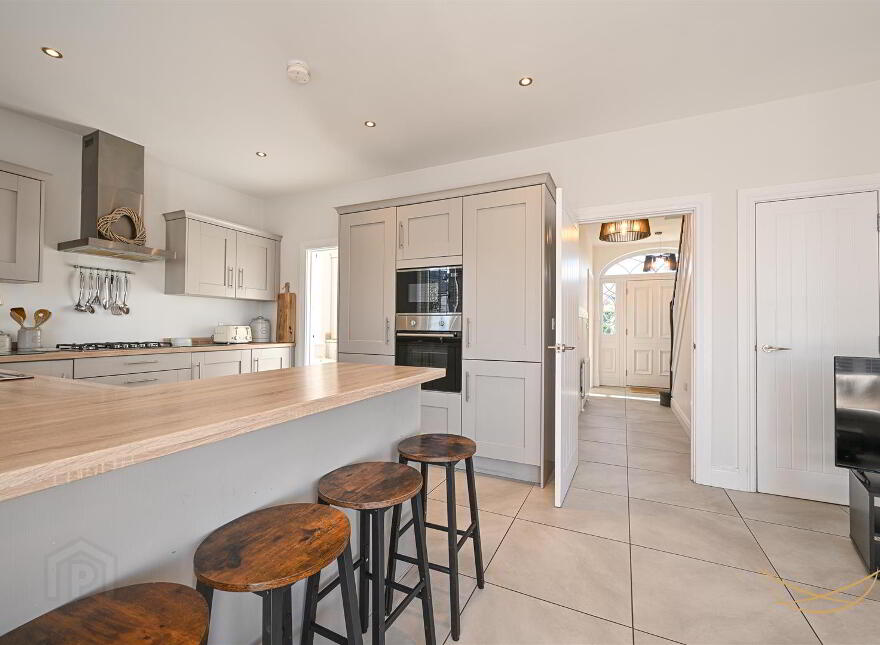 10 Temple Hall, Templepatrick, BT39 0FH