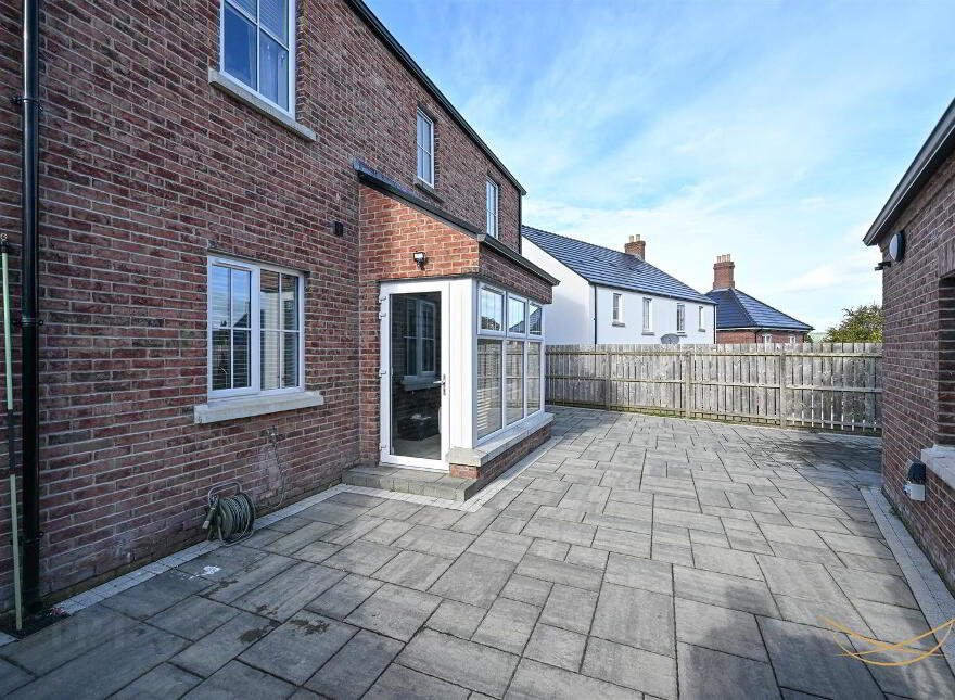 10 Temple Hall, Templepatrick, BT39 0FH