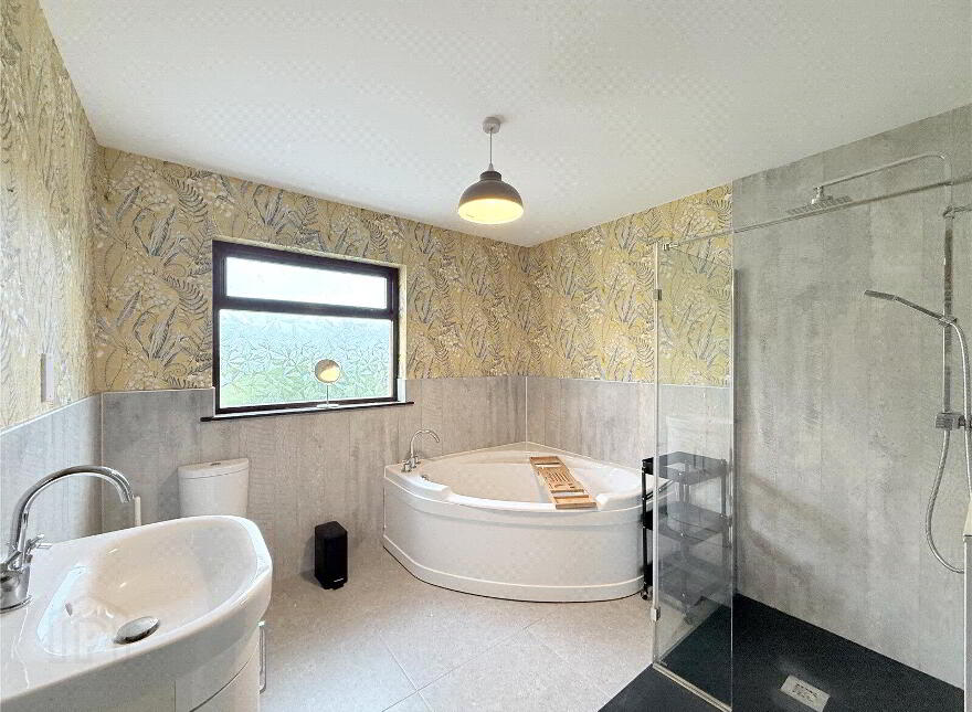 227 Portglenone Road, Randalstown, BT41 3RP