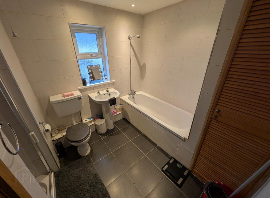 53 Coolsythe Walk, Randalstown, BT41 3EB