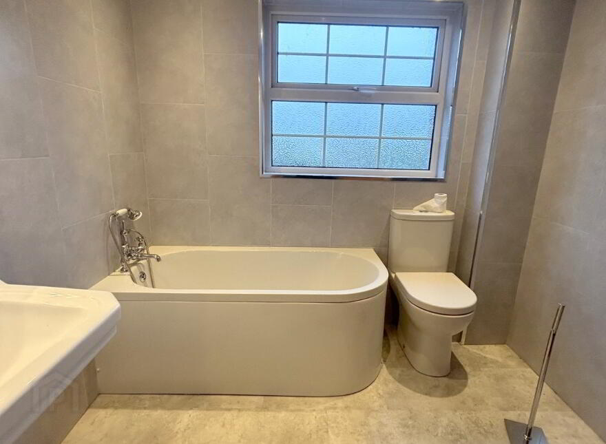 5 Lammy Walk, Omagh, BT78 5JE