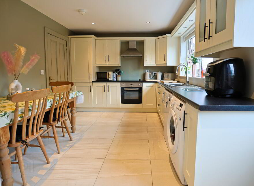 67 Windsor Hill, Waringstown, Craigavon, BT66 7FZ