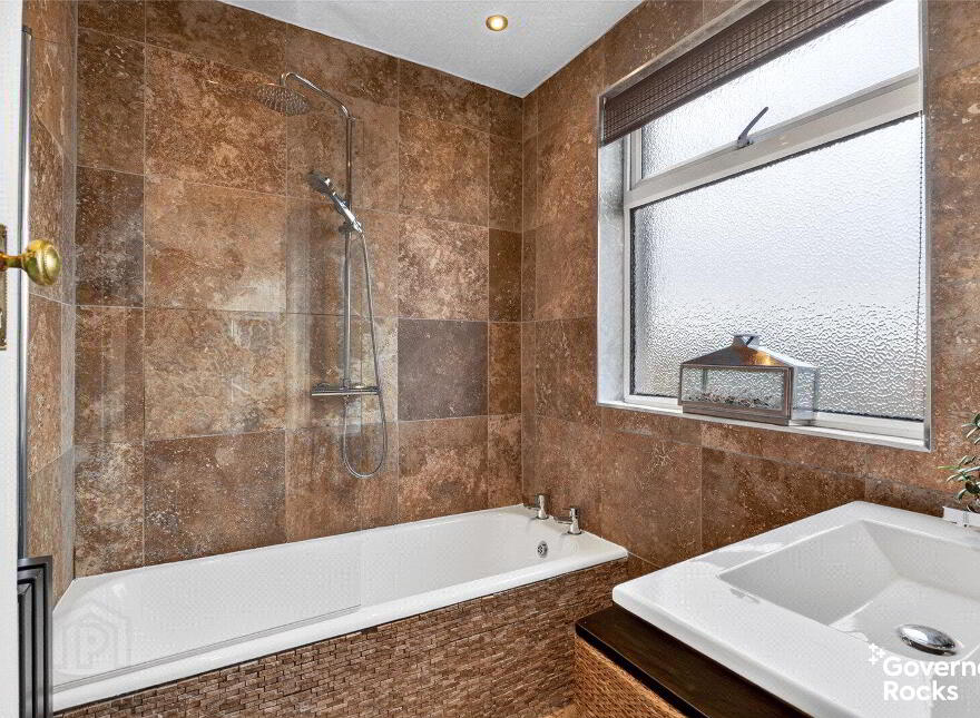 12 Fourth Avenue, Bay Lands, Bangor, BT20 5JY
