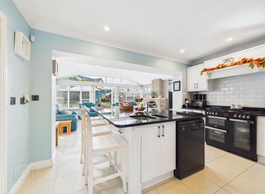 48 Castle Court, Carrickbeg, Carrick-On-Suir, E32HK35