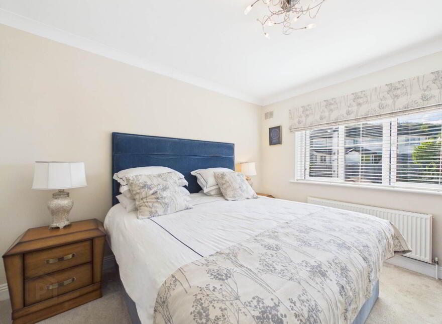 48 Castle Court, Carrickbeg, Carrick-On-Suir, E32HK35