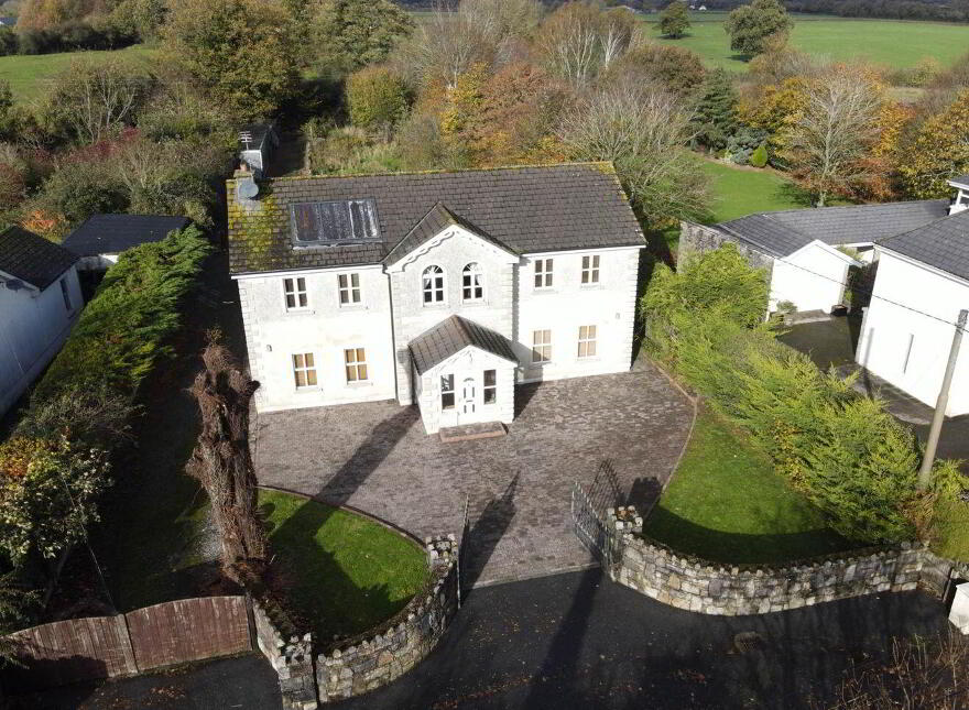 Aughoyne Cross, Leighlin Road, Ballyhide, Carlow Town, R93KD00