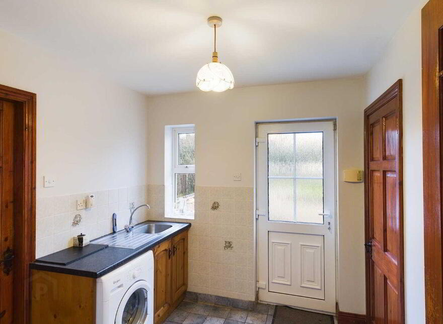 Aughoyne Cross, Leighlin Road, Ballyhide, Carlow Town, R93KD00