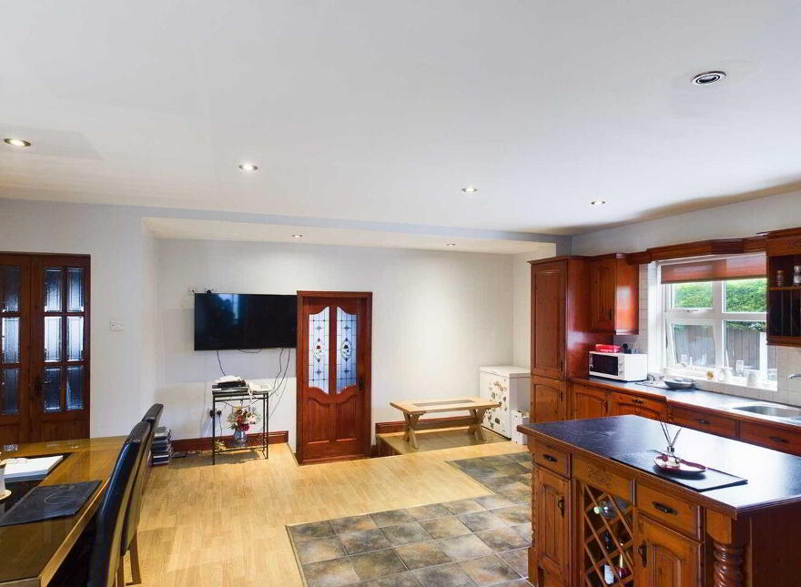 Aughoyne Cross, Leighlin Road, Ballyhide, Carlow Town, R93KD00
