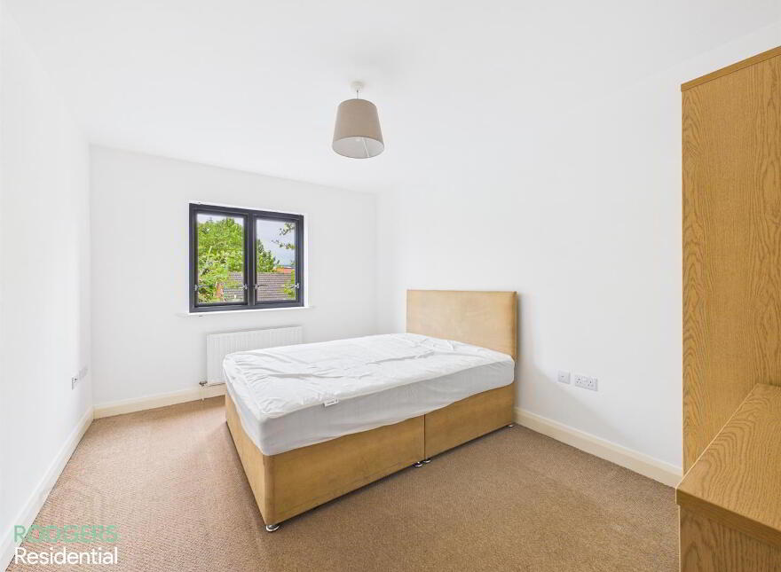 Apt 2, 228 Albertbridge Road, Belfast, BT5 4GW