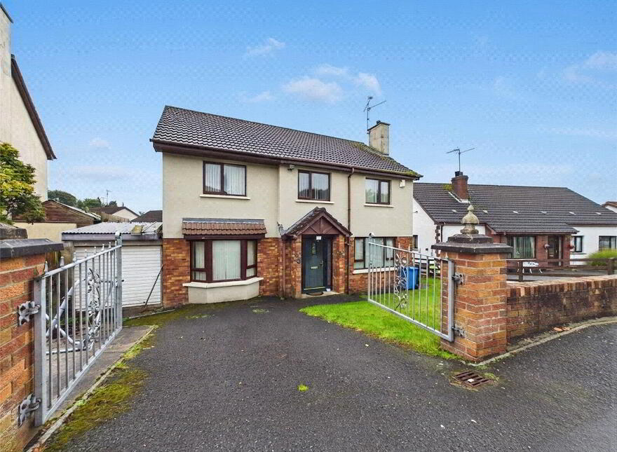 11 Archdale, Bessbrook, Newry, BT35 7NN