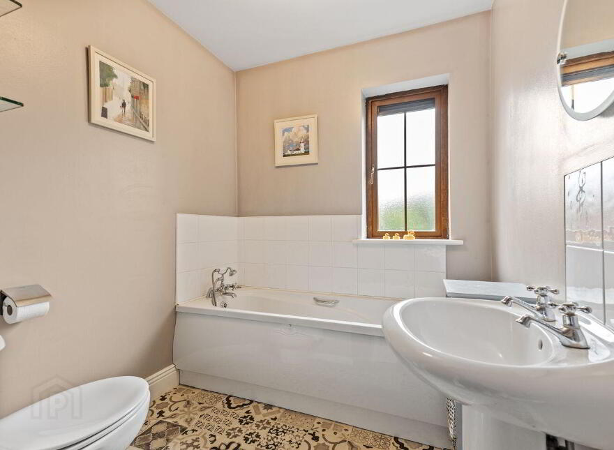 7 Milford Park, Ballinabranna, R93H768