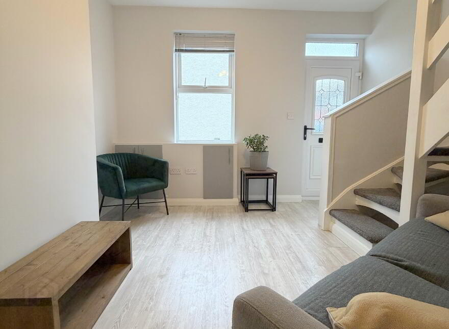 6 Quinton Street, Castlereagh, Belfast, BT5 5GR