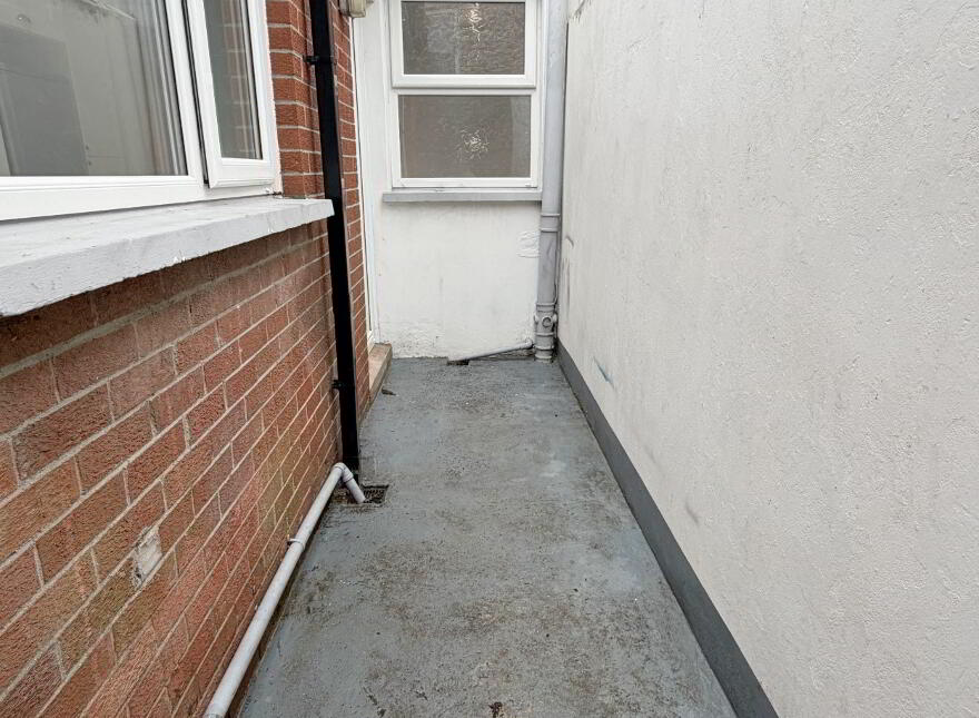 6 Quinton Street, Castlereagh, Belfast, BT5 5GR