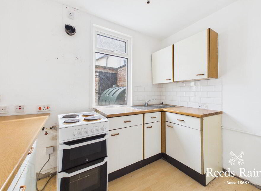 2 Daphne Street, Belfast, BT12 5PQ