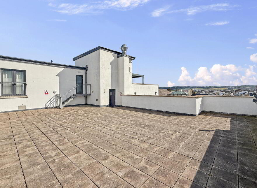 15 Coastal Links, Main Street, Portrush, BT56 8FU