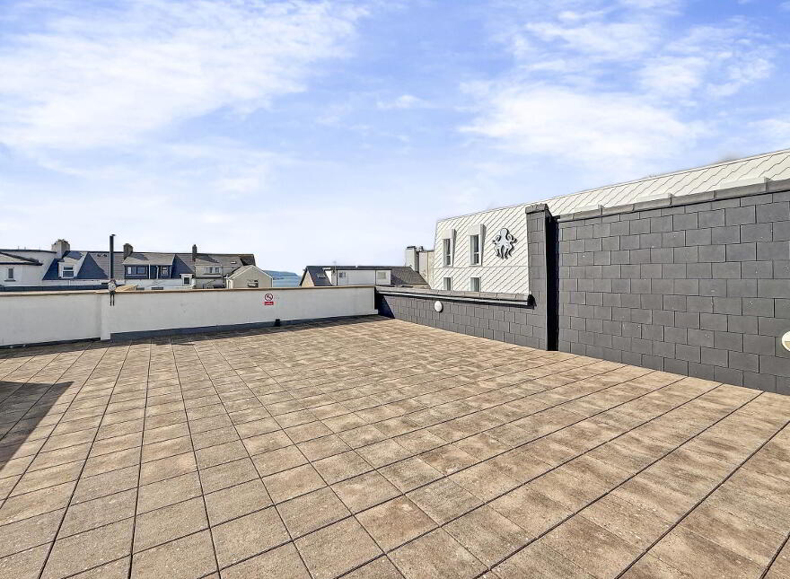 15 Coastal Links, Main Street, Portrush, BT56 8FU