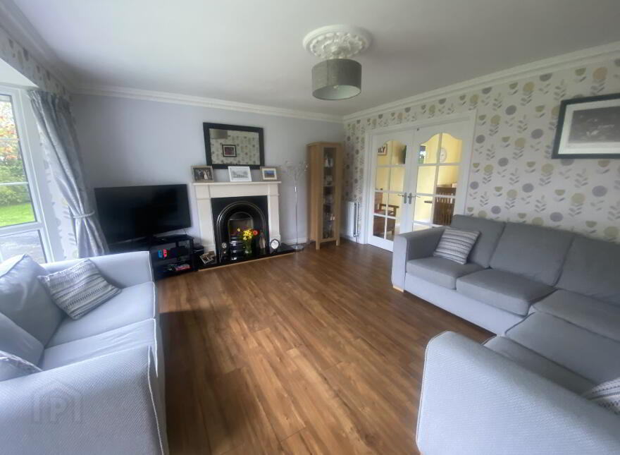 10 Willow Grove, Banbridge, BT32 4QJ