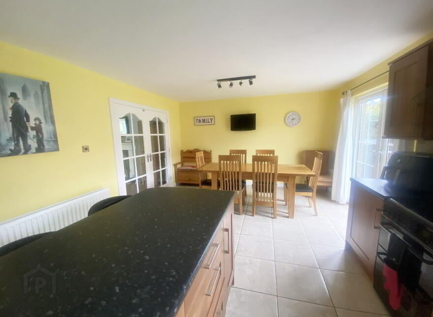 10 Willow Grove, Banbridge, BT32 4QJ