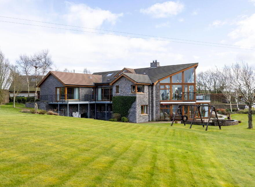 41 Lisbarnet Road, Comber, Newtownards, BT23 6AW
