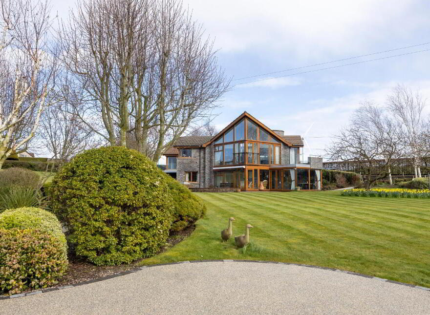 41 Lisbarnet Road, Comber, Newtownards, BT23 6AW