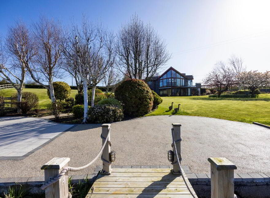 41 Lisbarnet Road, Comber, Newtownards, BT23 6AW