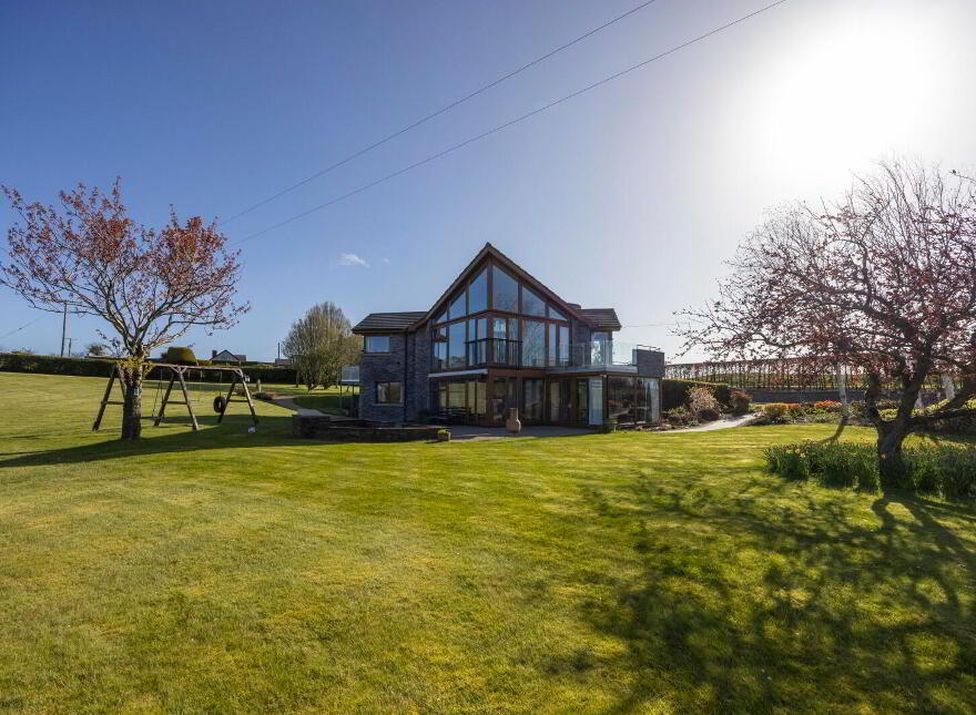 41 Lisbarnet Road, Comber, Newtownards, BT23 6AW