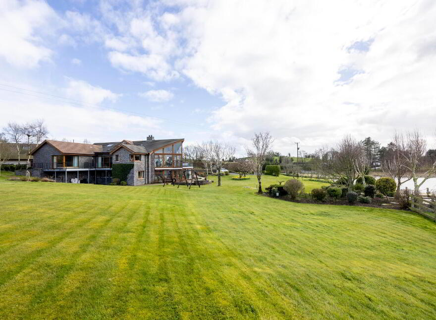 41 Lisbarnet Road, Comber, Newtownards, BT23 6AW