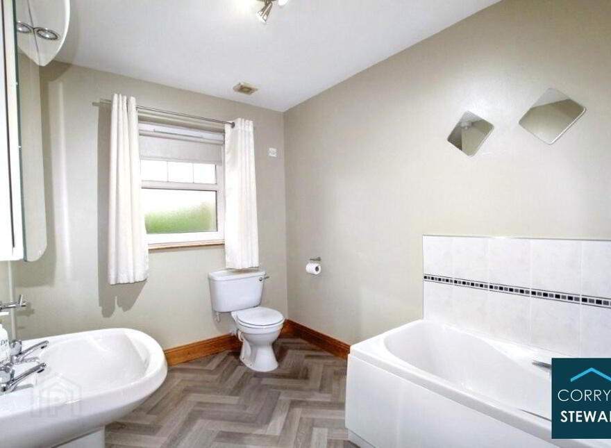 7 Lambrook Way, Omagh, BT78 5SH