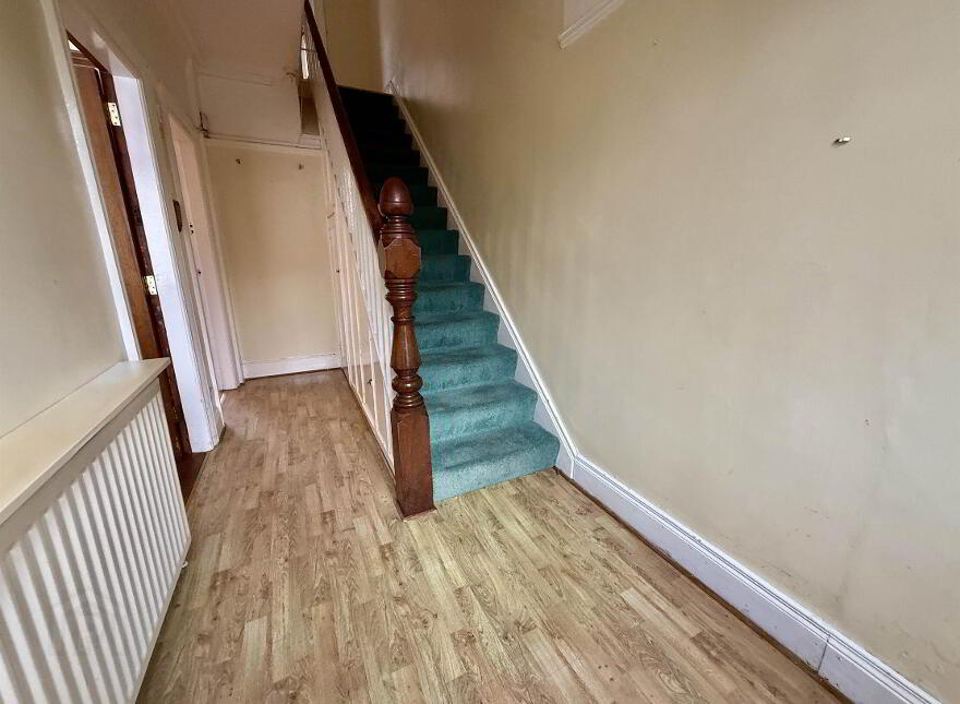 67 Pommern Parade, Castlereagh, Belfast, BT6 9FY