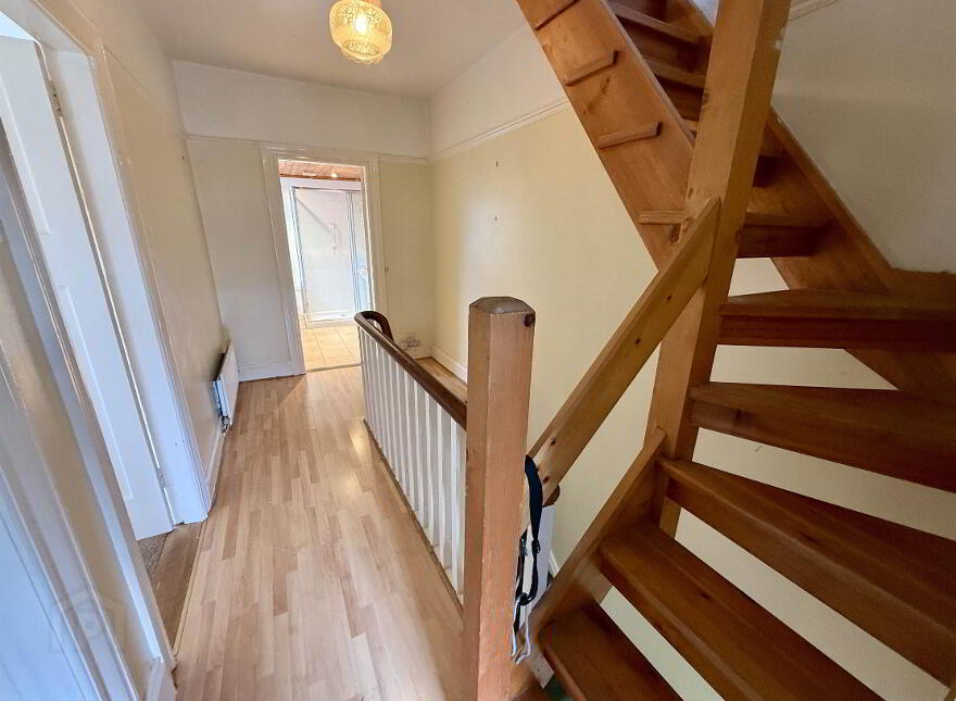 67 Pommern Parade, Castlereagh, Belfast, BT6 9FY
