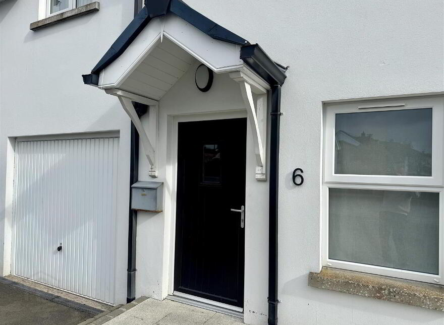 6 Oakwood Park, Lisbane, Newtownards, BT23 6EY